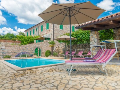 Villa Apartment in Crikvenica with Scenic Terrace - Villa