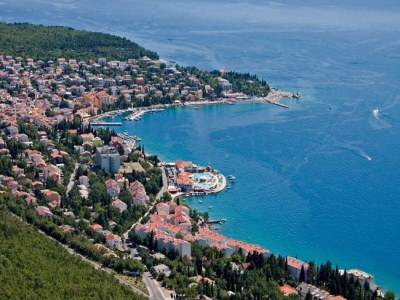 Villa Apartment in Crikvenica with Scenic Terrace - Environment photo 17