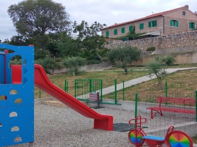 Villa Apartment in Crikvenica with Scenic Terrace - Outdoor photo 39