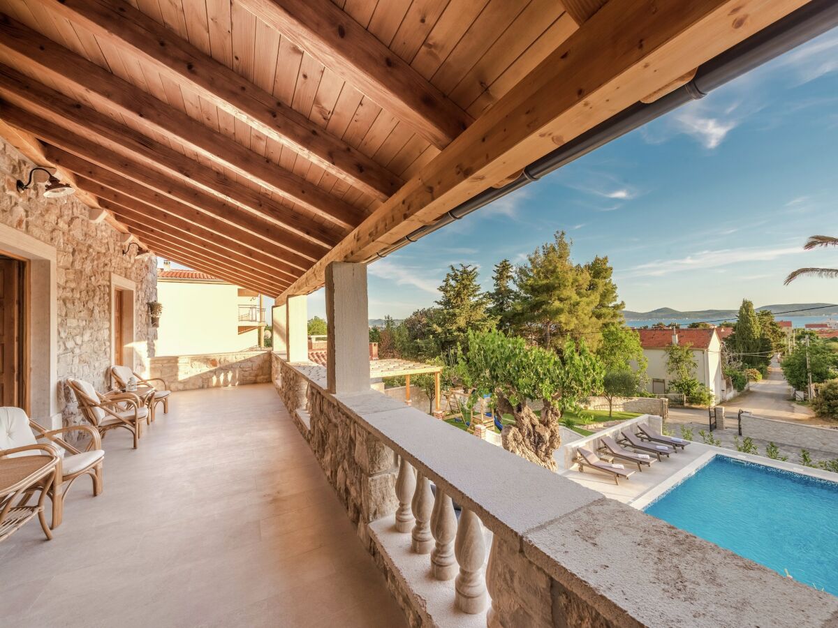 Villa Villa in Sukošan mit Pool am Meer - Outdoor photo 4