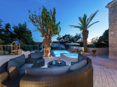 Villa Villa in Sukošan mit Pool am Meer - Outdoor photo 5