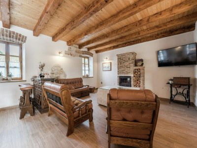 Villa Villa in Sukošan mit Pool am Meer - Features photo 18