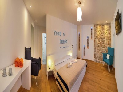 Villa Villa in Bol with Pool and Sea View - Features photo 10