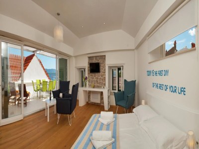 Villa Villa in Bol with Pool and Sea View - Features photo 17