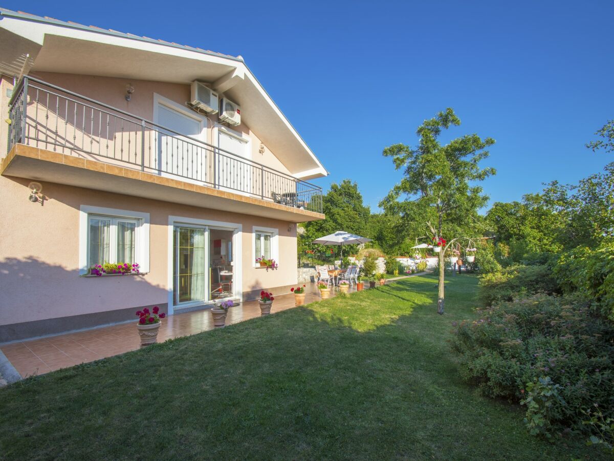 Holiday house Ferienhaus Grižane mit Pool am Strand