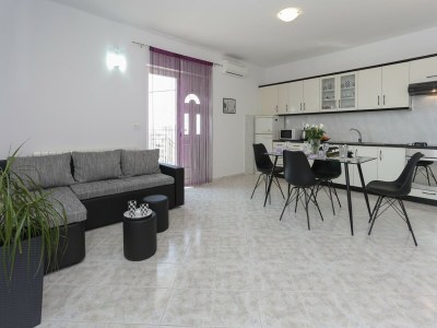 Apartment Apartment in Kaštel Gomilica near the Sea - Features photo 7