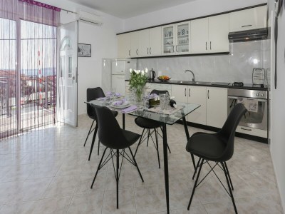 Apartment Apartment in Kaštel Gomilica near the Sea - Features photo 16