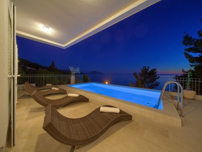 Villa Villa in Cres with Sea Views & Pool - Outdoor photo 7