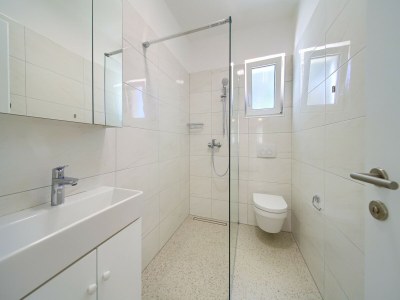 Villa Villa in Cres with Sea Views & Pool - Features photo 21