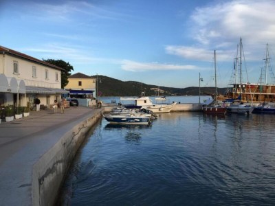 Villa Villa in Cres with Sea Views & Pool - Environment photo 25
