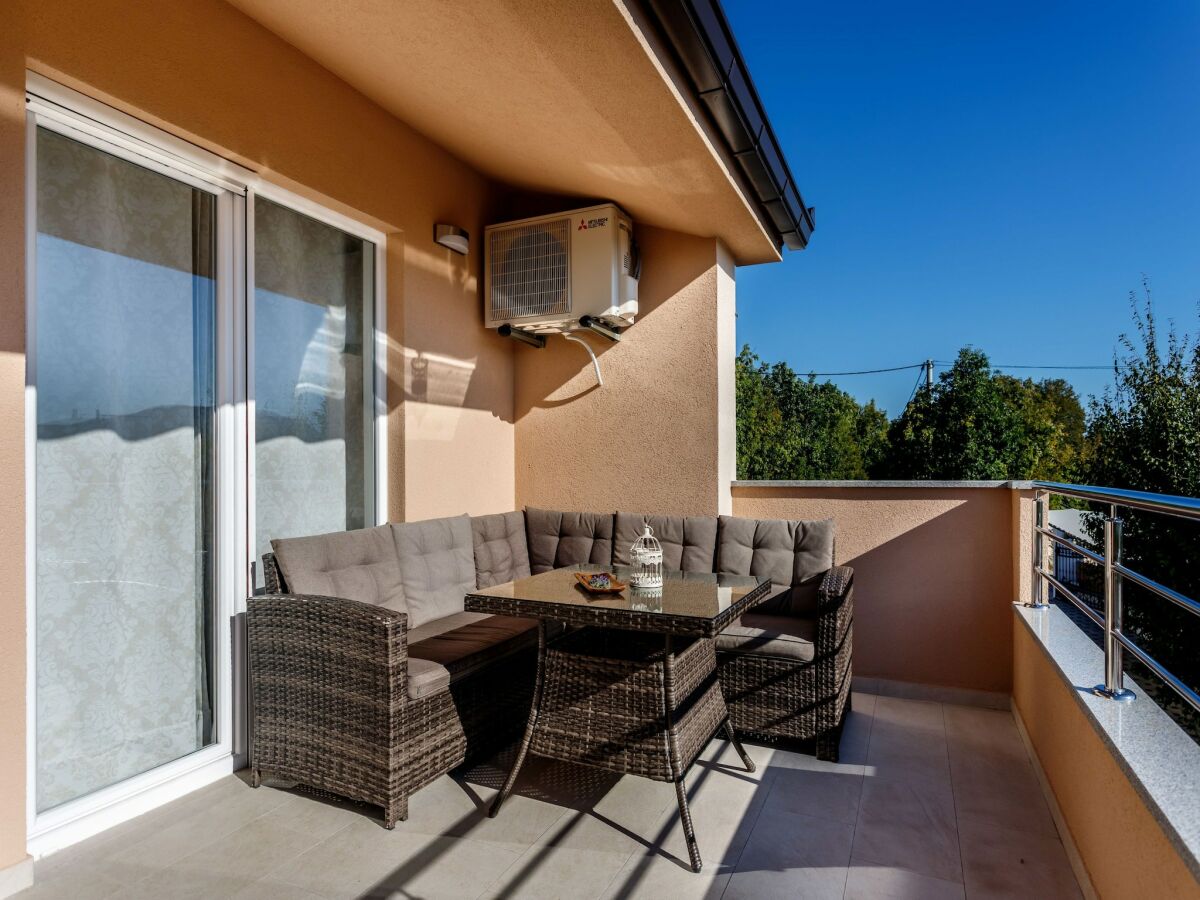 Villa Luxuriöse Villa in Nova Sela mit beheiztem Pool - Outdoor photo 5