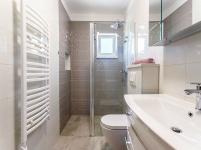 Villa Luxuriöse Villa in Nova Sela mit beheiztem Pool - Features photo 18