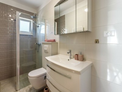 Villa Luxuriöse Villa in Nova Sela mit beheiztem Pool - Features photo 20