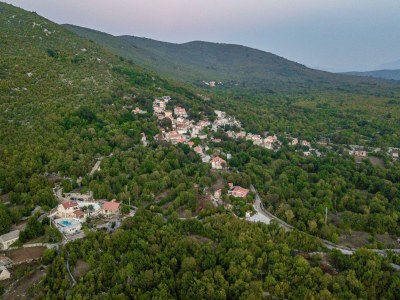 Villa Luxuriöse Villa in Nova Sela mit beheiztem Pool - Environment photo 32