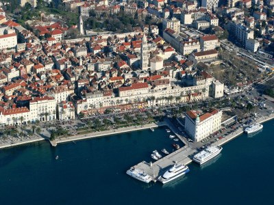 Villa Luxuriöse Villa in Nova Sela mit beheiztem Pool - Environment photo 34