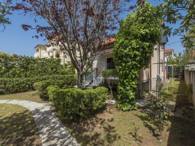 Holiday house Ferienhaus in Turanj nahe Kiesstrand - Outdoor photo 9