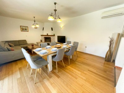 Holiday house Villa with pool near Adriatic Coast - Features photo 18