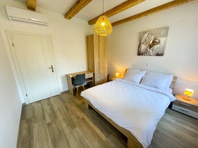 Holiday house Villa with pool near Adriatic Coast - Features photo 34