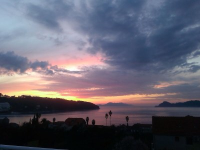 Apartment Courtyard Stay in Town - Outdoor photo 7