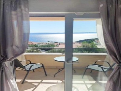 Apartment Strandferienhaus in Makarska - Outdoor photo 3