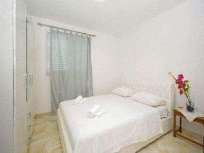 Apartment Strandferienhaus in Makarska - Features photo 19
