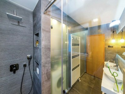 Villa Exquisite Villa with Private Pool in Zadar - Features photo 20