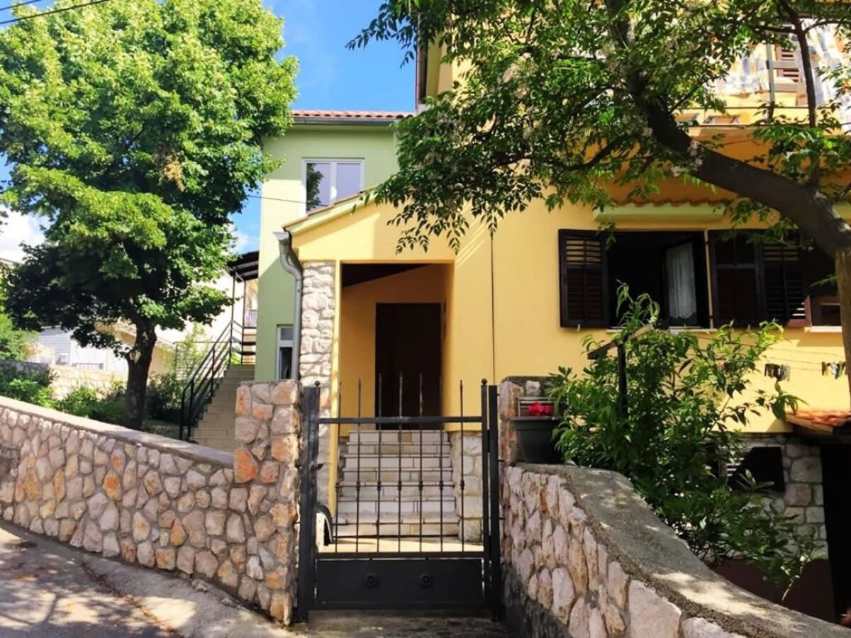 Apartment Traditional apartment in Kraljevica with balcony - Outdoor photo 4