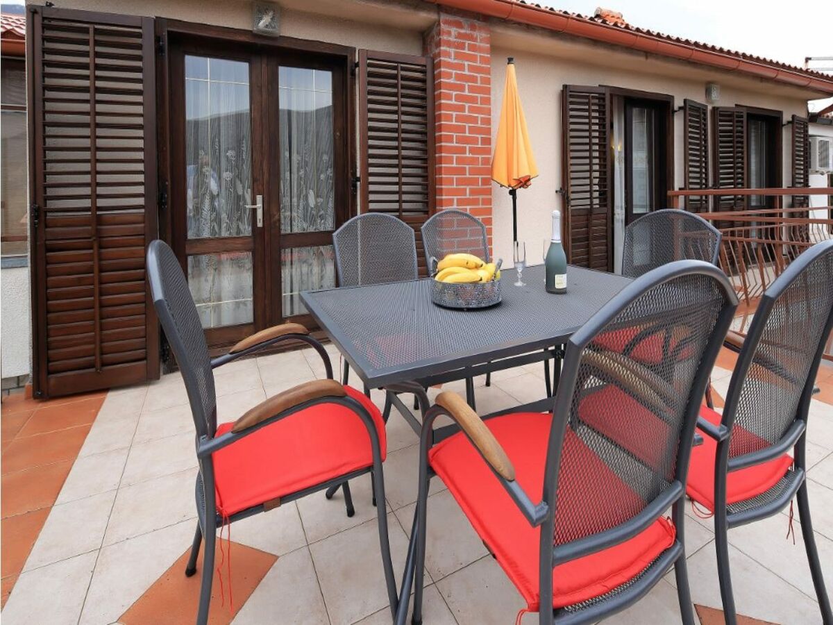 Apartment Einladendes Apartment in Tribalj mit Garten - Outdoor photo 2