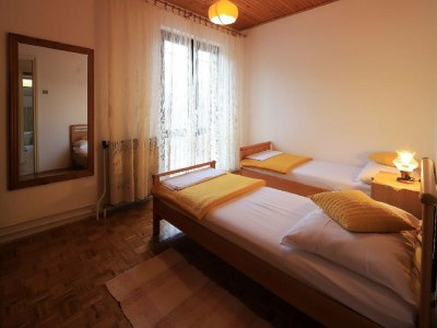 Apartment Einladendes Apartment in Tribalj mit Garten - Features photo 19