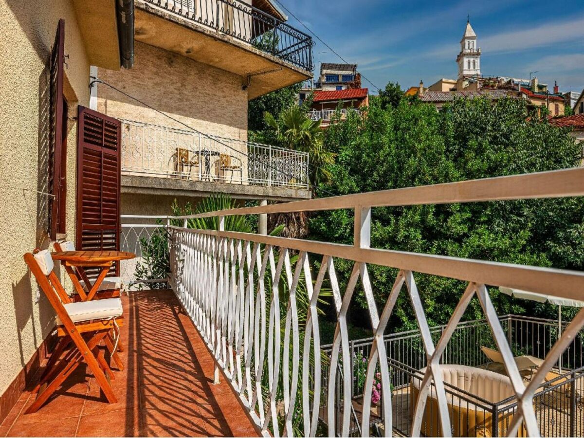 Holiday house Geschmackvolles Ferienhaus in Grizane mit Whirlpool - Outdoor photo 2