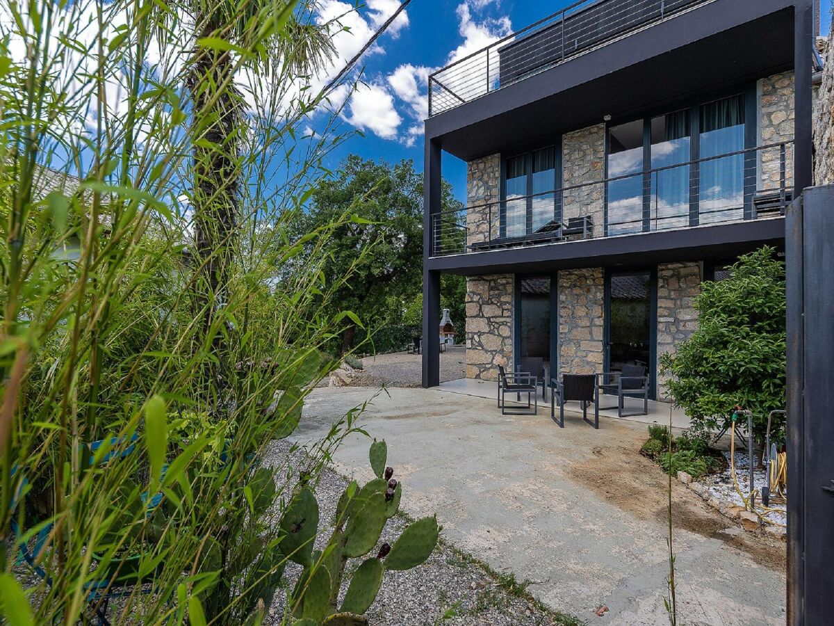 Holiday house Modernes Ferienhaus in Grizane mit privatem Pool - Outdoor photo 3