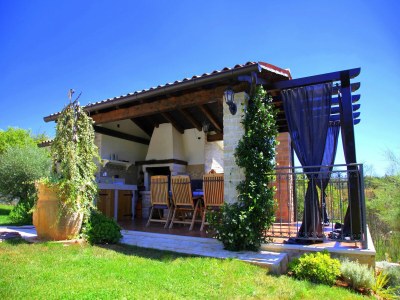 Villa Villa in Baderna with Private Pool - Outdoor photo 6