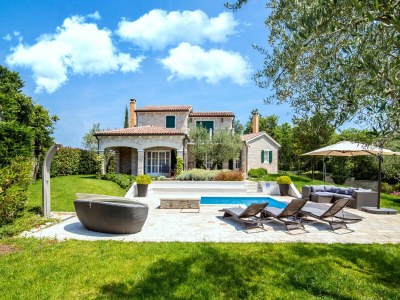 Villa Villa in Baderna with Private Pool - Outdoor photo 7
