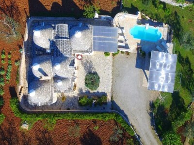 Holiday park Trulli in Valle d'Itra mit Pool und Aussicht - Outdoor photo 8