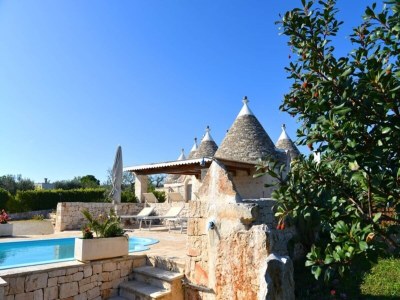 Holiday park Trulli in Valle d'Itra mit Pool und Aussicht - Outdoor photo 14