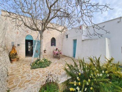 Holiday house Trulli-Style Chalet near Forest Walks in Locorotondo - Holiday house