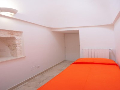 Holiday house Trulli-Style Chalet near Forest Walks - Features photo 34