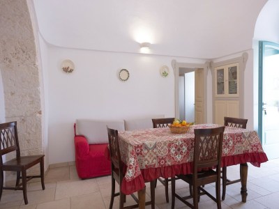 Holiday house Trulli-Style Chalet near Forest Walks - Features photo 37