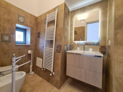 Holiday house Trulli-Style Chalet near Forest Walks - Features photo 43