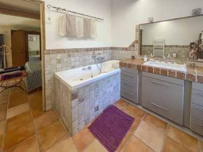 Villa Le Petit Mas Rey - Features photo 26