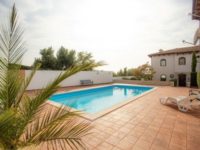 Villa Dorina in Tar - Villa