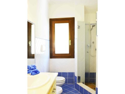 Holiday house Chia Homes - Panoramic three-room apartment with sea - Features photo 11