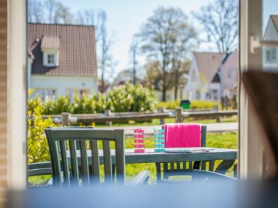 Holiday park Ferienhaus in Bad Bentheim mit Garten - Outdoor photo 2