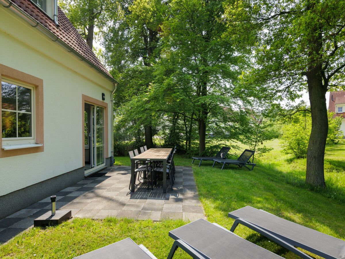 Holiday park Großzügiger Aufenthalt mit Sauna - Outdoor photo 2