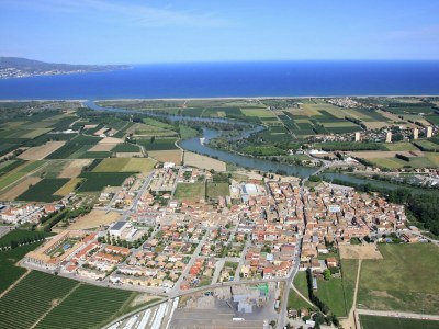 Villa Holiday Home in St Pere Pescador with Pool - Environment photo 39