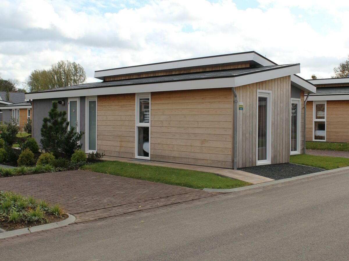 Holiday park Stilvolle Villa in Bemelen - Outdoor photo 4