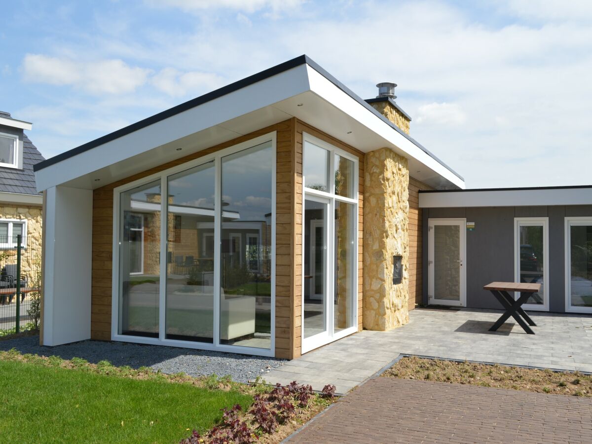 Holiday park Bemelen Holiday Home for 6