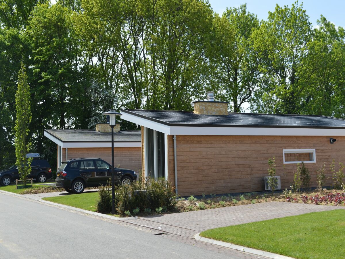 Holiday park Bemelen Holiday Home for 6 - Outdoor photo 2