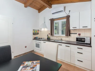 Villa Matea - Features photo 12