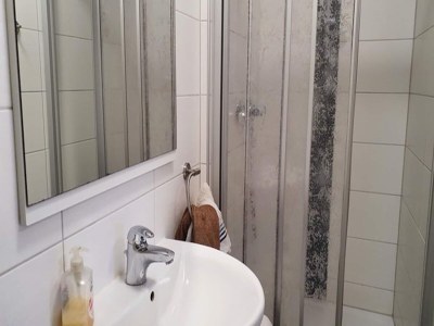 Apartment Schöne Ferienwohnung mit Terrasse in Homberg - Features photo 18